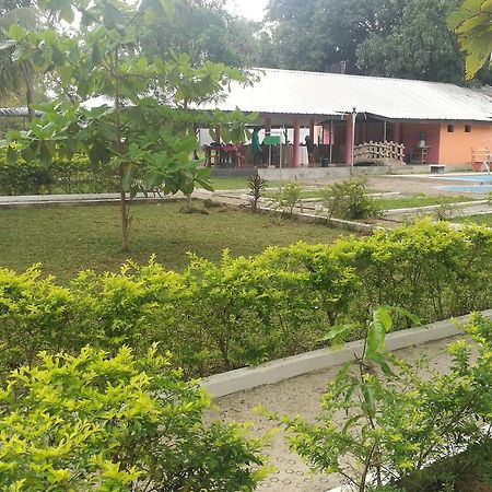 Friends Paradise Kilinochchi Экстерьер фото