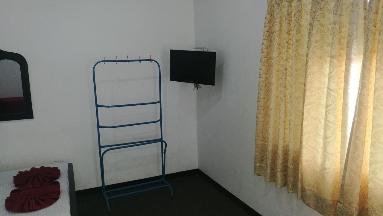 Friends Paradise Kilinochchi Экстерьер фото